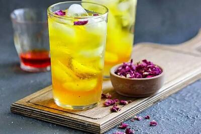 طرز تهیه شربت گلاب زعفران؛ معجونی برای روزهای گرم