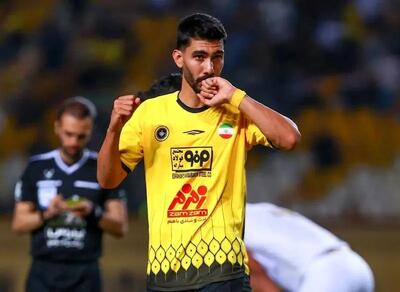 ستاره سپاهان با پرسپولیس به توافق رسید