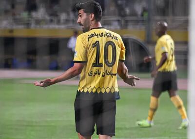 خرید پرسپولیس با سپاهان وداع کرد