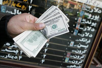 افت قیمت دلار با خبر مذاکرات؛ آیا ثبات در راه است؟ | اقتصاد24