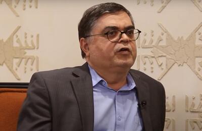 ویدیو / علی هاشمی چهره کلیدی کانال محرمانه با امریکا در اواسط دهه ۶۰:  دلال های اسلحه در دهه ۶۰ با مسئولین ما تماس می‌گرفتند / اسپانیا و بلغارستان هم از طریق دلال ها به ما تسلیحات دادند