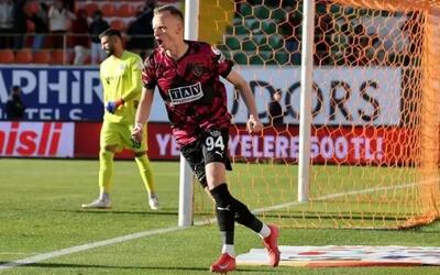 خرید جدید باشگاه پرسپولیس مشخص شد