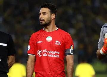 کنایه سنگین شجاع خلیل‌زاده به پرسپولیسی‌ها /یک «قهرمانی پاک» را به تراکتور هدیه دادیم