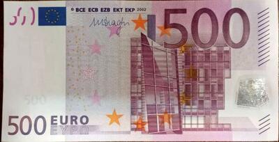 یک اسکناس 500 یورویی بین کاربران دعوا راه انداخت