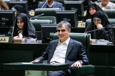 فرزین: بابک زنجانی با فروش رمزارز بدهی‌های خود را تسویه می‌کند