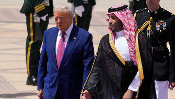 ترامپ: از خاورمیانه پول زیادی جمع کردم