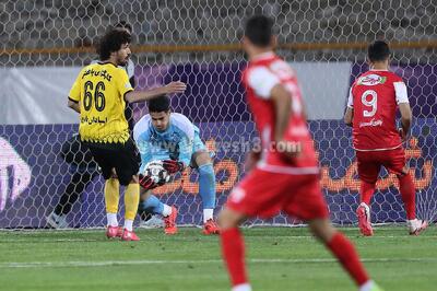 چهار گزینه برای حمله سپاهان به پرسپولیس! - پارس فوتبال
