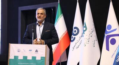 رییس دانشگاه اصفهان، رسالت دانشگاه تربیت انسانی در تراز دانشگاه‌ است