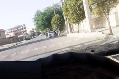 ببینید/ لحظه ربوده شدن یک روحانی در ایرانشهر