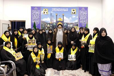 دختر شهید سید حسن نصرالله به قم سفر کرد