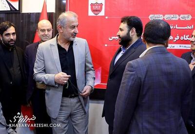 درویش پاسخ مدیرعامل استقلال را داد/ مگر من باید برای استقلال بازی بگیرم؟/ ۳۰۰ درصد بیشتر از حقوقم در پرسپولیس پیشنهاد داشتم / بله ، به نیازمند ۱۰۰ میلیارد دادم! - پارس فوتبال