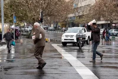 هشدار هواشناسی برای تهرانی ها /هوای تهران مودی است، گاهی صاف و گاهی طوفانی