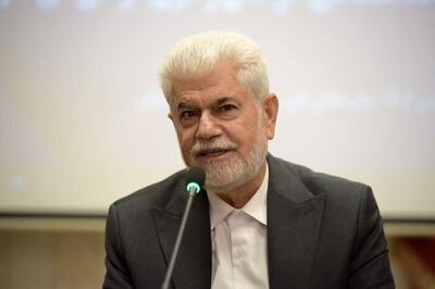 پزشکان تمایل کار در بخش دولتی ندارند؛ ۱۰ هزار نفر مهاجرت کردند