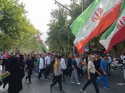 همایش پیاده‌روی خانوادگی در مشهد برگزار شد
