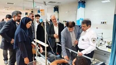 مسمومیت ۵۰ نفر در یک تالار خوی