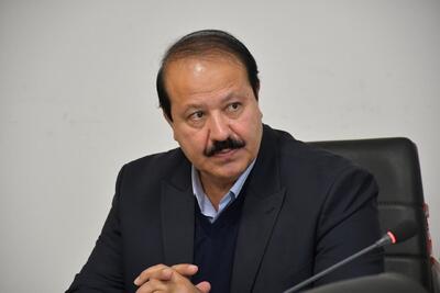 درآمد گلستان نصف میانگین کشور است