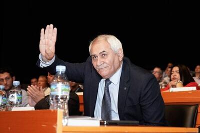 جلود رئیس فدراسیون جهانی وزنه‌برداری ماند