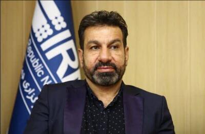 مومنی: قرارداد پورموسوی تمام شده است/ تلاش زیادی برای مجوز حرفه‌ای کردیم