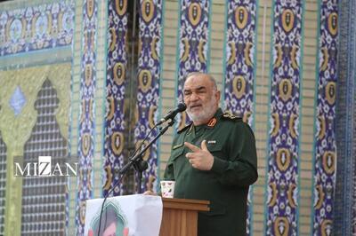 سردار سلامی: دشمن، فشار سنگین قدرت ایمان ملت ما را در خرد شدن و شکسته‌شدن استخوان‌هایش می‌شنود