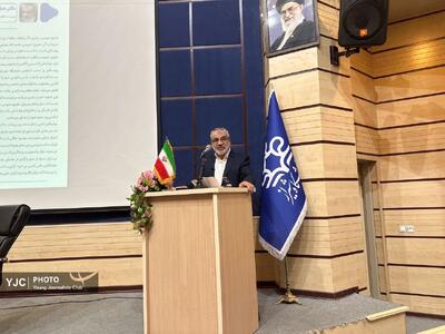 تبیین اندیشه‌های رهبری درباره آزادی، ضرورتی برای نسل جوان