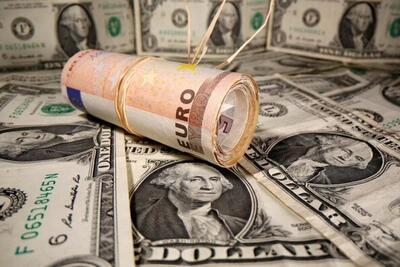 قیمت دلار و یورو در مرکز مبادله ایران؛ دوشنبه ۵ خرداد