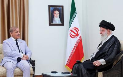 دیدار نخست وزیر پاکستان با رهبر انقلاب