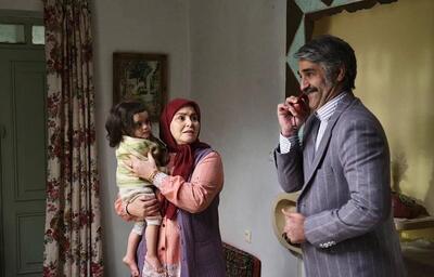 همذات پنداری کاربران شبکه‌های اجتماعی خارجی با سکانسی از سریال طنز «زیر خاکی»