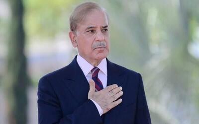 شهباز شریف به همراه  فرمانده ارتش پاکستان استانبول را به مقصد تهران ترک کرد
