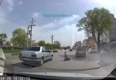 برخورد یک خودرو با سرباز در تبریز