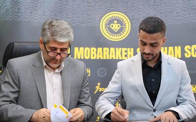 عارف طلایی‌پوش شد