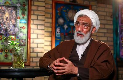 پورمحمدی: خودمان به سنگ‌اندازی دشمن کمک نکنیم