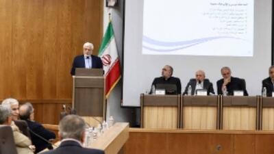 راهبرد اصلی تشکیل مجمع وزرای ادوار «وفاق» بود
