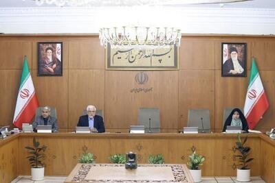 وزیر بهداشت: کاهش چشمگیر مهاجرت کادر درمان در ۶ ماهه دوم ۱۴۰۳