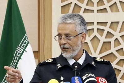 دریادار سیاری: پوزه هر دشمنی را به خاک می‌مالیم