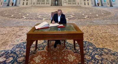 بازدید پزشکیان از مسجد جامع سلطان قابوس