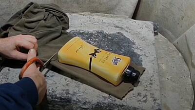ساخت گلدان تزئینی با بطری های پلاستیکی و دستمال سیمانی!