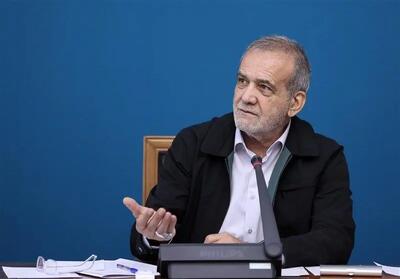 بازدید پزشکیان از مسجد جامع سلطان قابوس