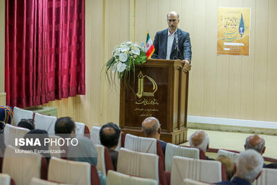استاد محمد قهرمان در سرودن شعر محلی کم‌نظیر بود
