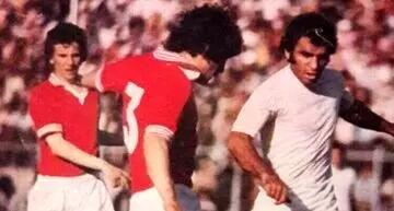 وقتی منچستریونایتد پیراهن پرسپولیس را تغییر می‌دهد
