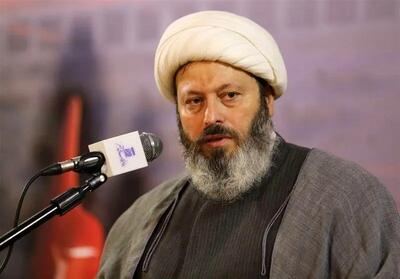 قاسمیان، مجری برنامه محفل آزاد شد + عکس