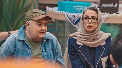 ابراز قدردانی خاص اکبر عبدی از همسرش در برنامه جوکر (فیلم)