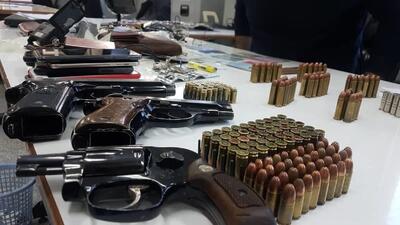 کشف اسلحه و مهمات در یک آرایشگاه توسط سپاه