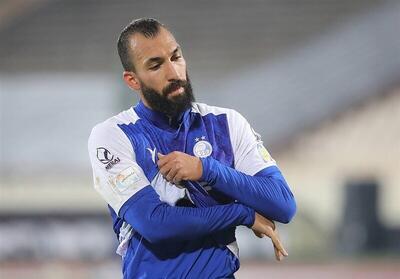 با گل طلایی روزبه؛ استقلال از پرسپولیس عبور کرد