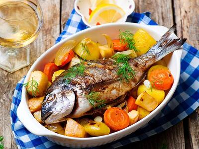 ترفند ساده برای جلوگیری از پخش روغن در ماهی+ فیلم