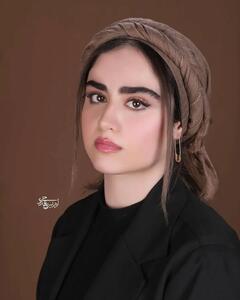 طرح هودی خانوم بازیگر در استایل زمستانی اش نیاز به سانسور دارد+ عکس کمتر دیده شده