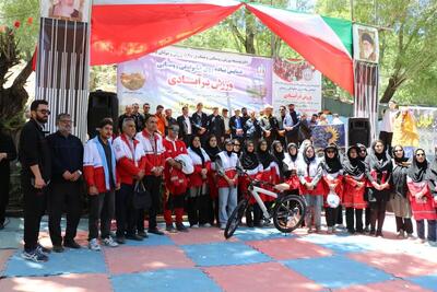 برگزاری همایش بزرگ پیاده روی طرح  «ورزش در آبادی» مناسبت سوم خرداد، شهدای خدمت و رحلت امام خمینی (ره)