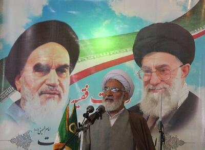 امام جمعه گناباد: فعالان اجتماعی برای رفع مشکلات مطالبه‌گر باشند
