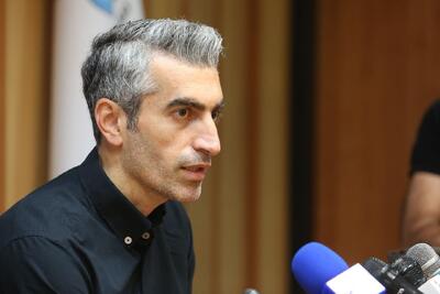 سرمربی استقلال: کادر فنی بی‌ادعا در خدمت تیم بود