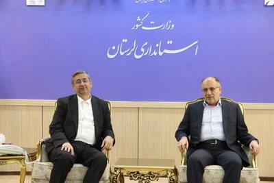آشنایی با مفاخر می‌تواند برای جوانان الهام‌بخش و تشویق‌کننده باشد