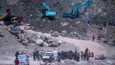 افزایش شمار فوتی‌های ریزش معدن در اندونزی به ۸ نفر؛ ۱۰ نفر هم مفقود شدند